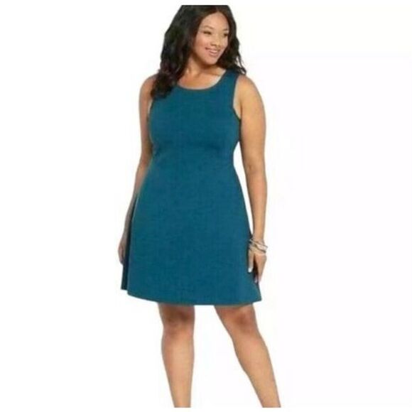 Womens Torrid Sleeveless Stretch Ponte A Line Dress in Emerald Green - Sz 24 - Picture 1 of 5